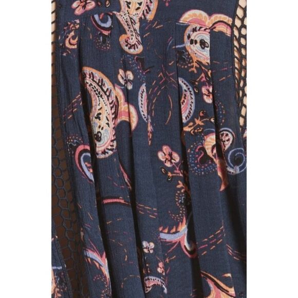 Free People "Just the Two of Us" Floral Tunic - size XS in Blue - Picture 5 of 15